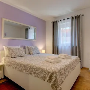 https://apartments-babic-fazana.in-istria.net